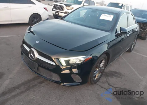 2020 Mercedes-Benz A 220 z USA, uszkodzony, nr VIN W1K3G4EB1LJ223498